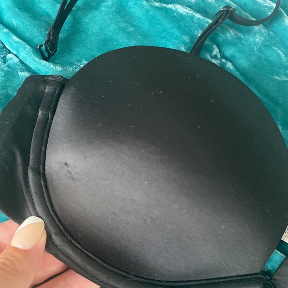 VS strapless bra (straps included too) - Picture 2 of 3